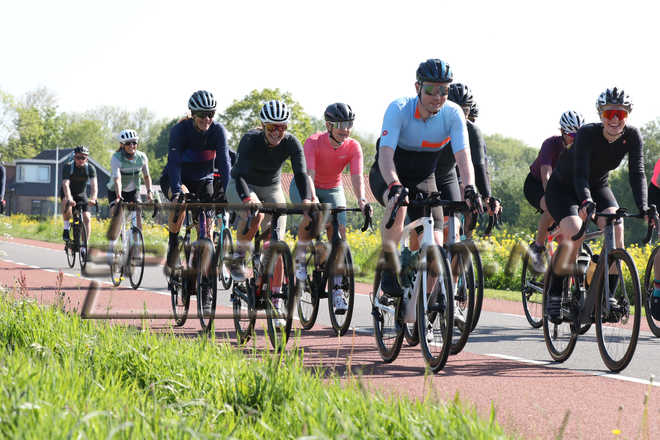 EM0682.jpg